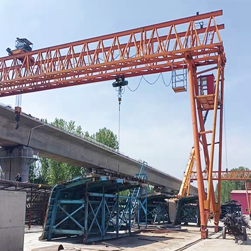 湖北十堰集装箱龙门起重机厂家 集装箱龙门起重机一人多机操作：技术协同下的作业模式革新与实践落地